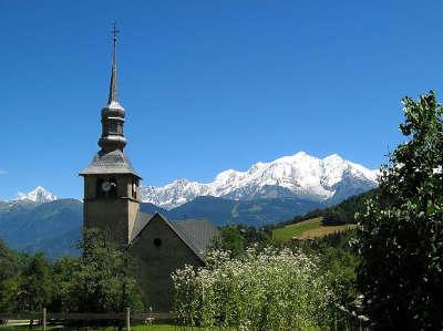 Argentiere clocher de cordon et le mont blanc routes touristiques de haute savoie guide du tourisme de rhone alpes