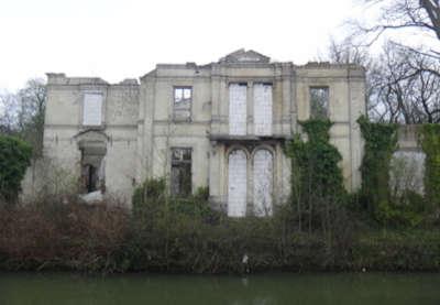 Bourbourg ruines de la maison d edmond de coussemaker routes touristiques du nord guide du tourisme nord pas de calais