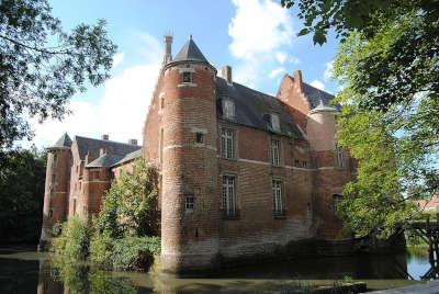 Esquelbecq village patrimoine chateau routes touristiques du nord guide du tourisme nord pas de calais