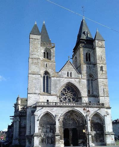 Les andelys collegiale notre dame routes touristiques d e l eure guide touristique de la haute normandie