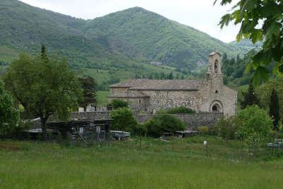 Vesc l eglise routes touristiques de la drome guide touristique de rhone alpes