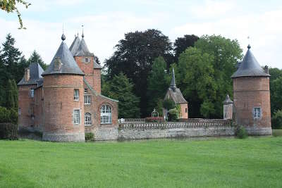 Vue du chateau de rametz guide touristique du nord nord pas de calais